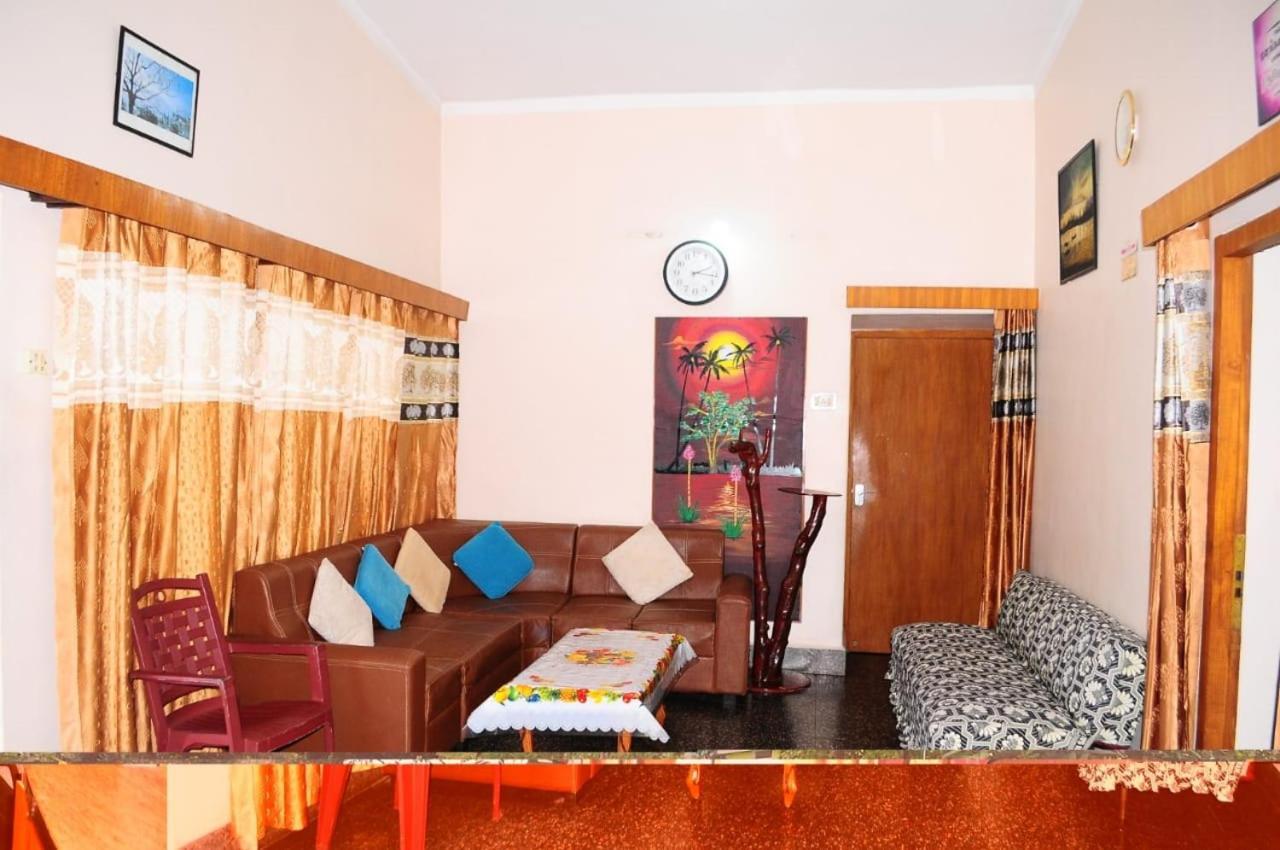 Park Corner Home Stay 쿠누르 외부 사진