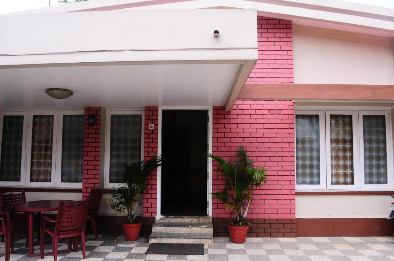 Park Corner Home Stay 쿠누르 외부 사진