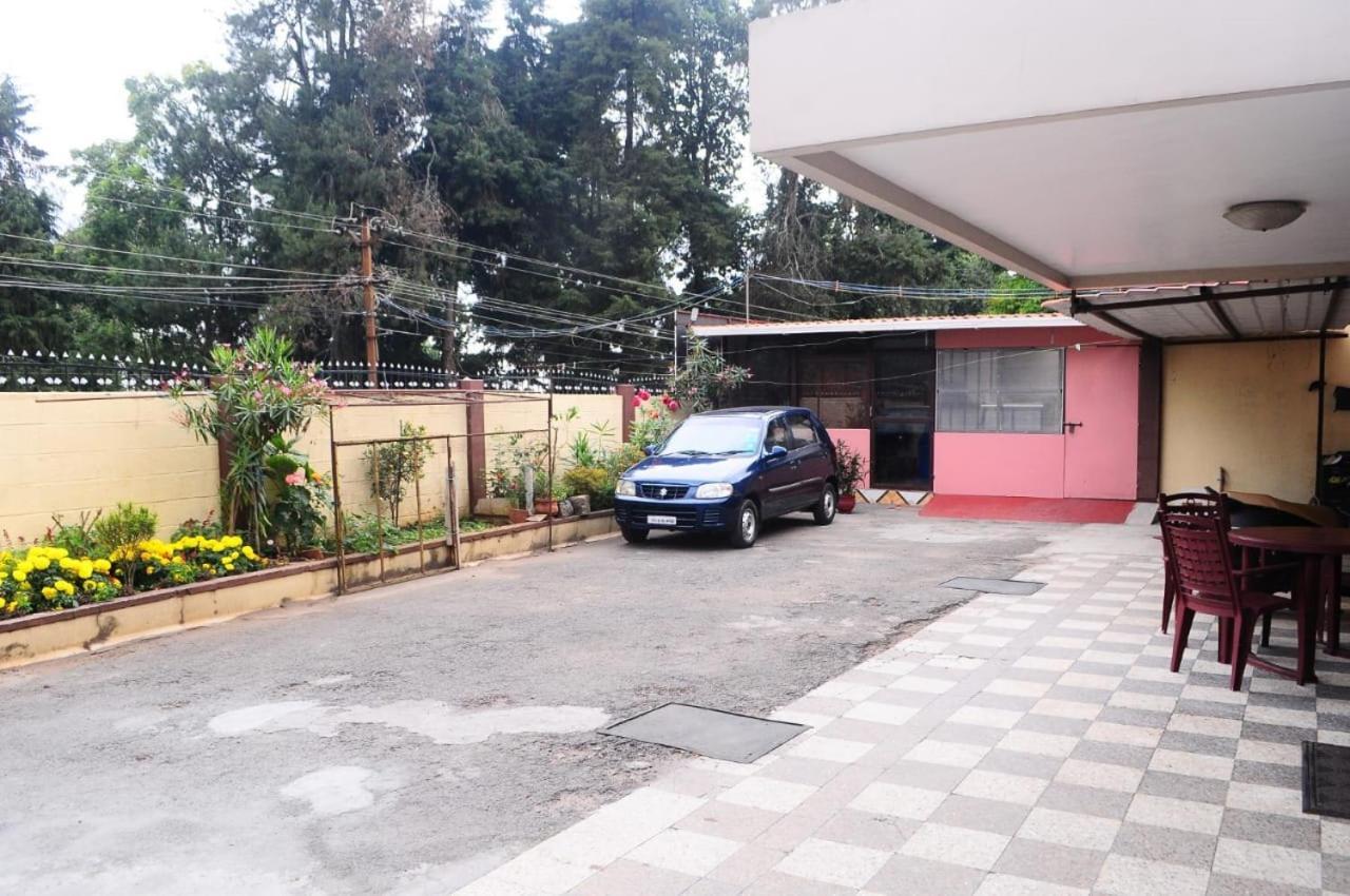 Park Corner Home Stay 쿠누르 외부 사진