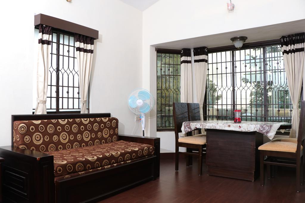 Park Corner Home Stay 쿠누르 외부 사진
